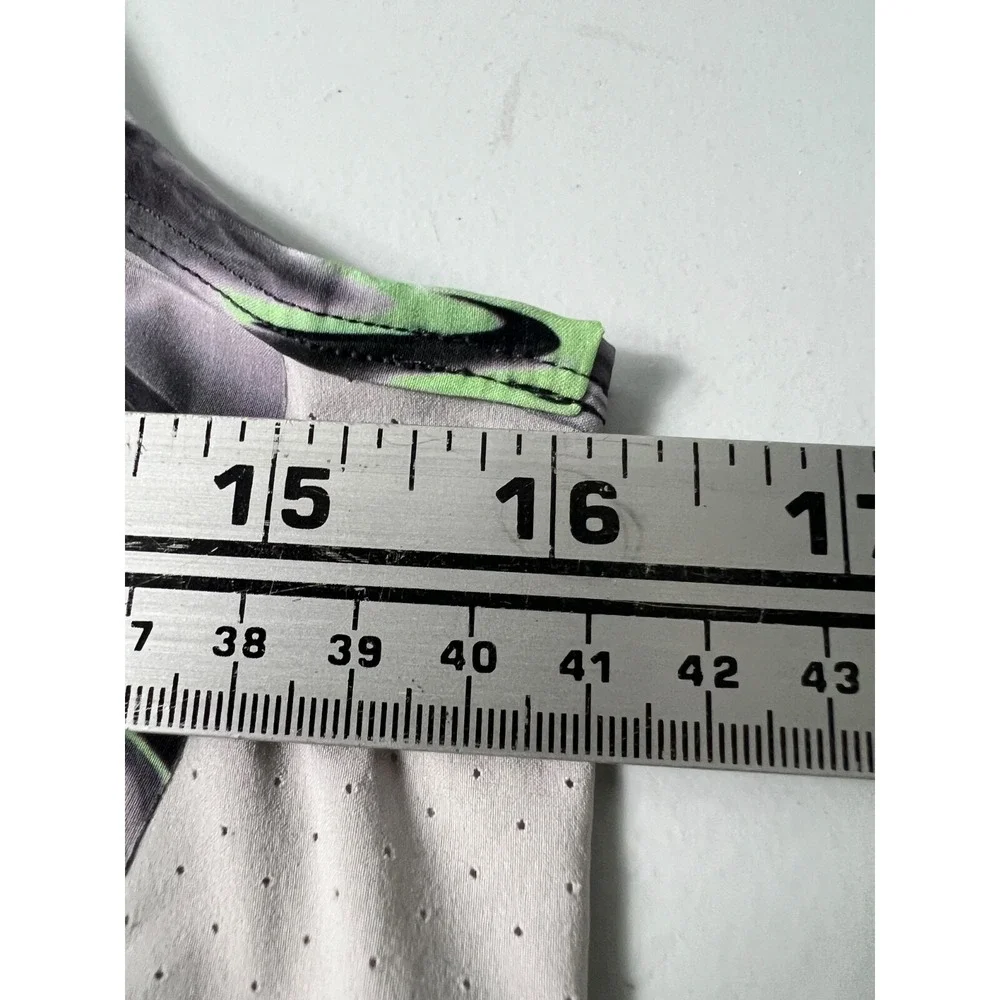 Lululemon Women's Size 4‎ Swift Ventilated Running Tank Gray Green
